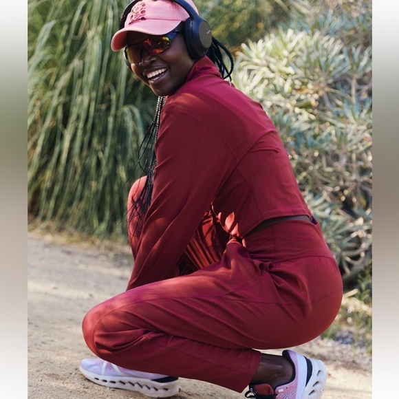 Free People Movement Never Better Sweatpants Crimson NWT - Picture 4 of 13